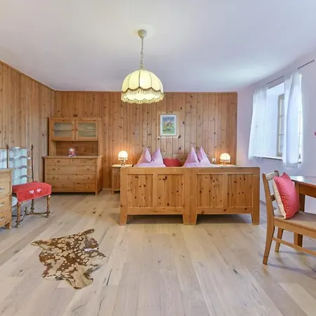 Gemangerhof Apartment *